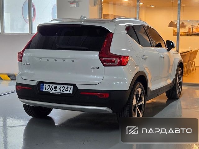 Volvo XC40