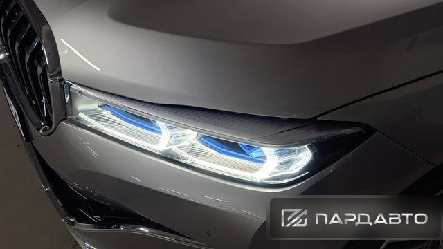 BMW 7 Series (G11)