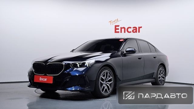 BMW 5 Series (G60)