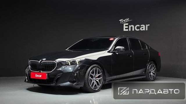 BMW 5 Series (G60)