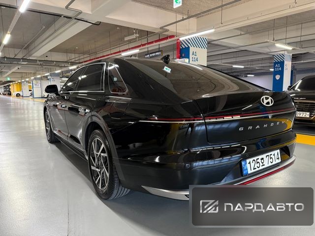 Hyundai Grandeur (GN7)