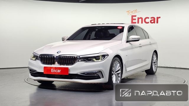BMW 5 Series (G30)