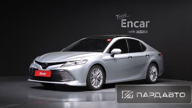 Toyota Camry (XV70)
