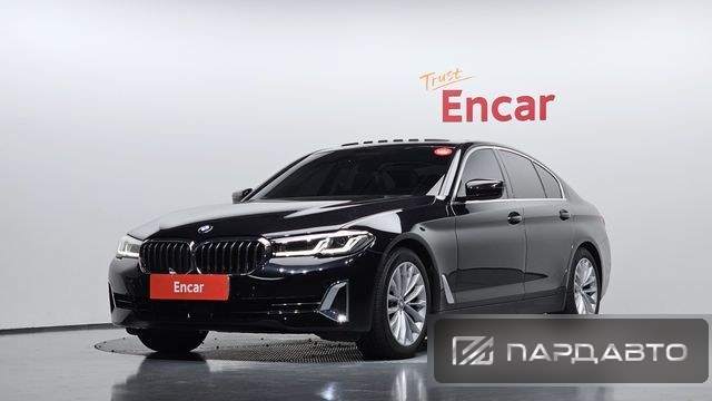 BMW 5 Series (G30)