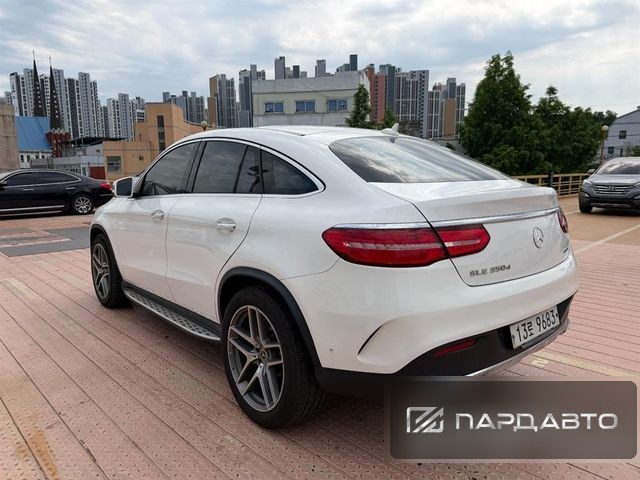 Mercedes-Benz GLE-Class (W166)