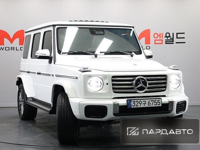 Mercedes-Benz G-Class (W465)