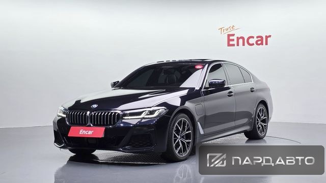 BMW 5 Series (G30)