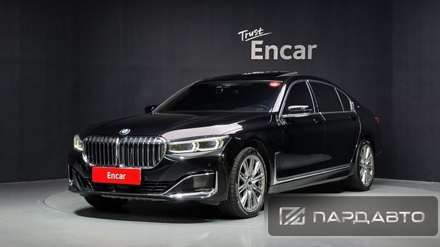 BMW 7 Series (G11)