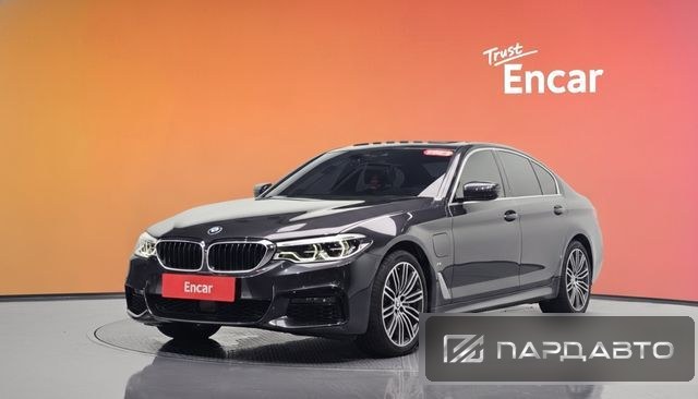 BMW 5 Series (G30)