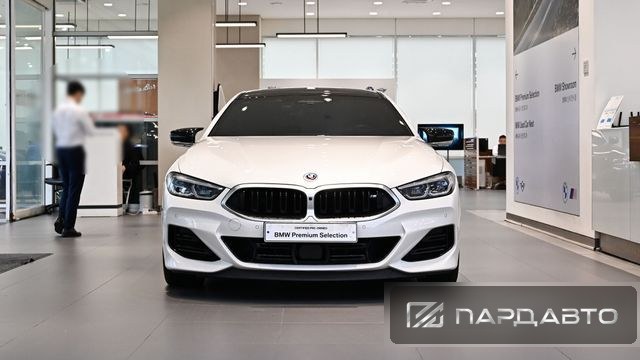 BMW 8 Series (G15)
