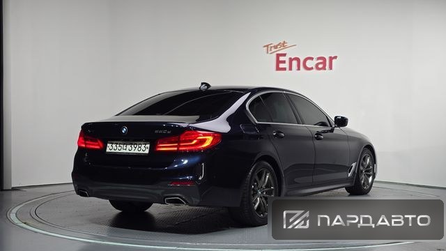 BMW 5 Series (G30)