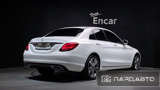 Mercedes-Benz C-Class (W205)