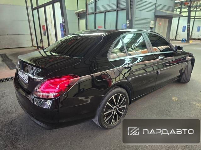 Mercedes-Benz C-Class (W205)