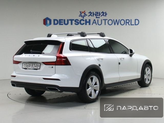 Volvo V60 Cross Country