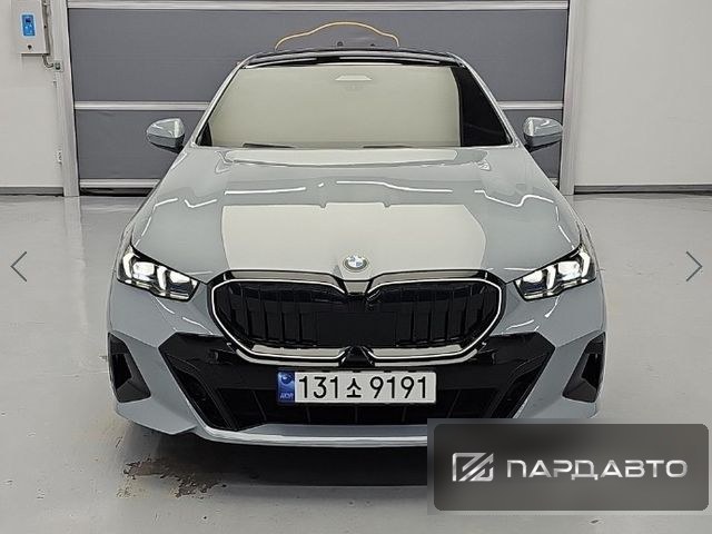 BMW 5 Series (G60)