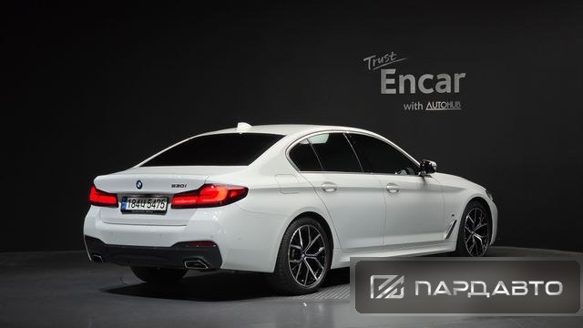 BMW 5 Series (G30)