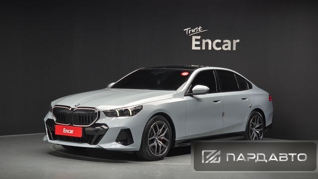 BMW 5 Series (G60)