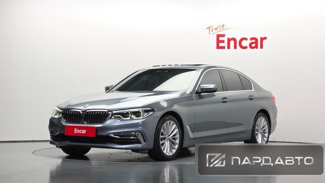 BMW 5 Series (G30)