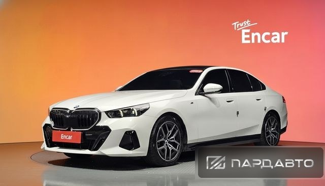 BMW 5 Series (G60)