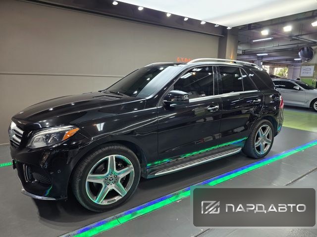 Mercedes-Benz GLE-Class (W166)
