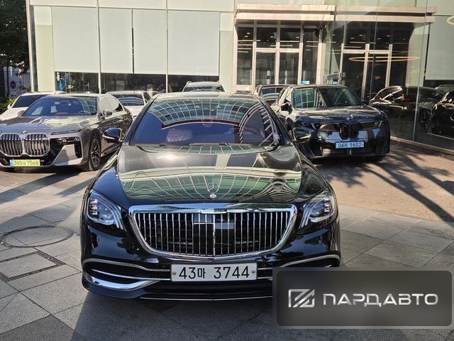Mercedes-Benz S-Class (W222)