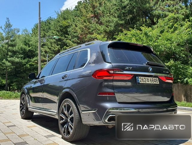 BMW X7 (G07)