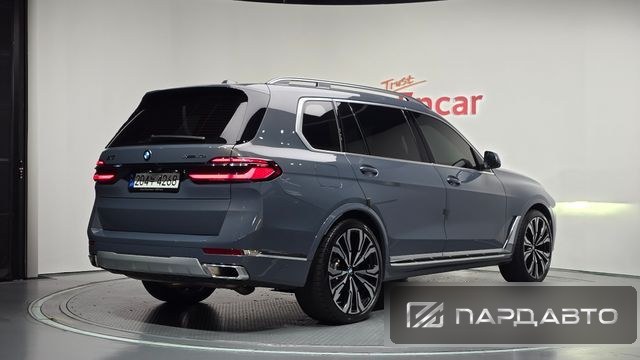 BMW X7 (G07)