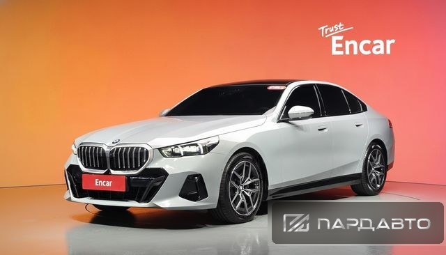 BMW 5 Series (G60)