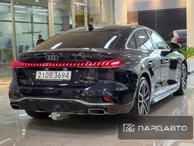 Audi A5 (B10)