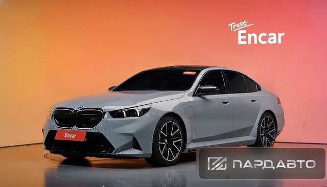 BMW M5 (G90)