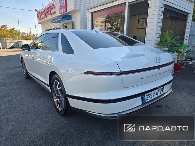 Hyundai Grandeur (GN7)