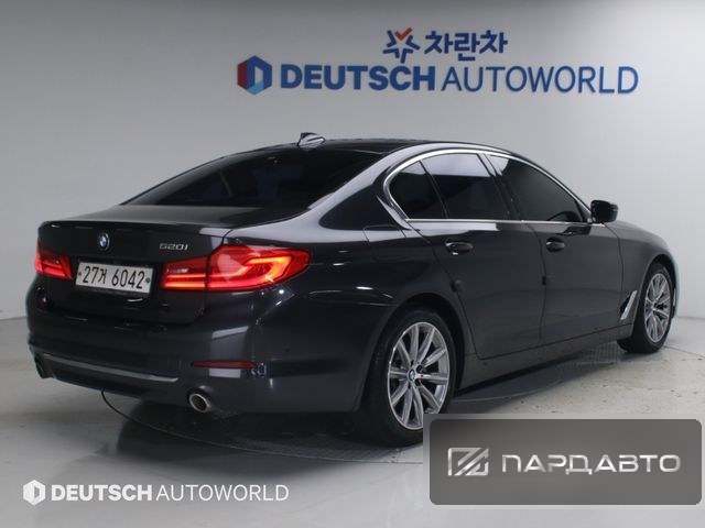 BMW 5 Series (G30)