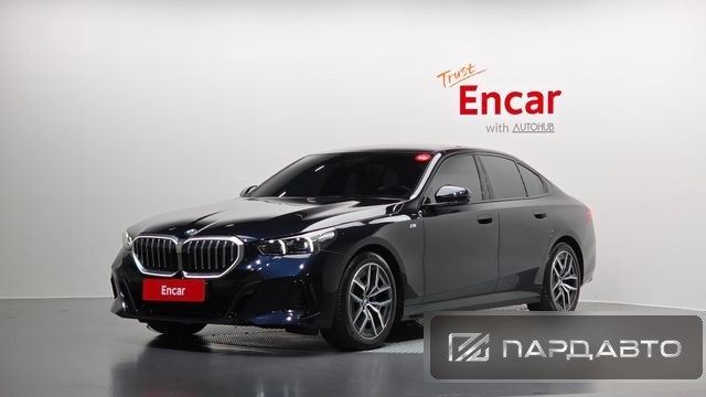 BMW 5 Series (G60)