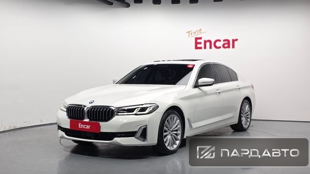 BMW 5 Series (G30)