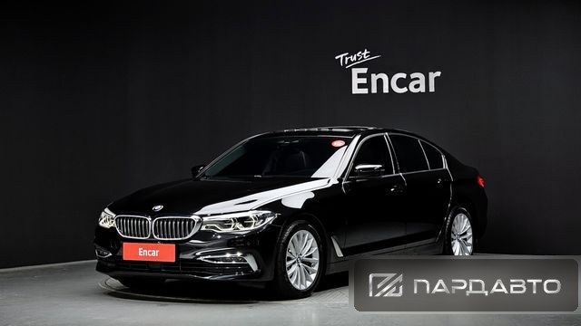 BMW 5 Series (G30)