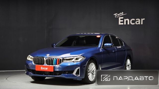 BMW 5 Series (G30)