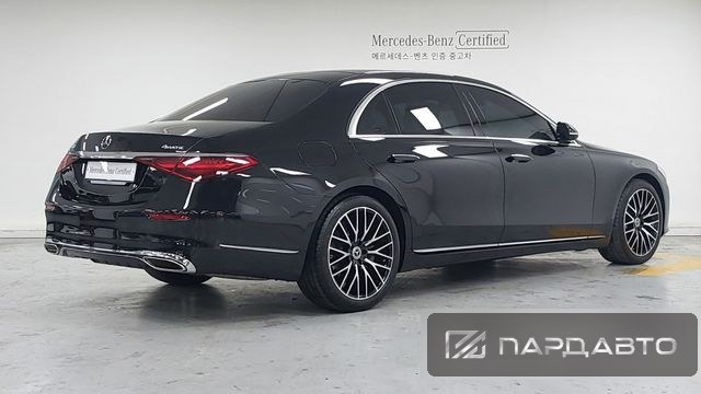 Mercedes-Benz S-Class (W223)