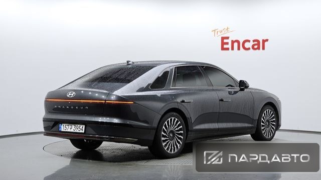 Hyundai Grandeur (GN7)