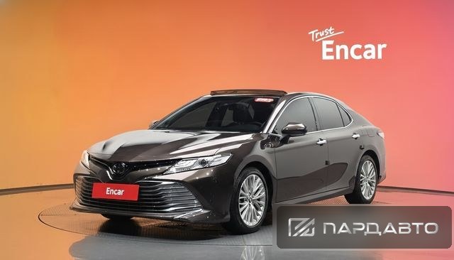 Toyota Camry (XV70)