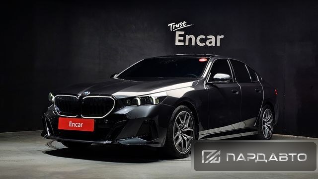 BMW 5 Series (G60)
