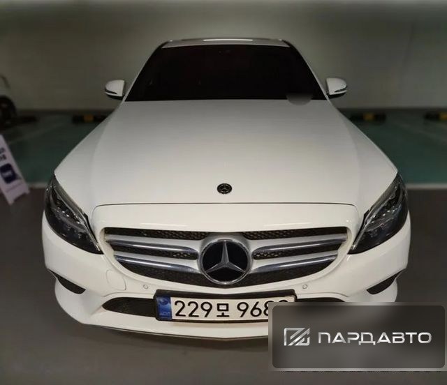 Mercedes-Benz C-Class (W205)