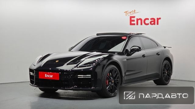 Porsche Panamera (976)