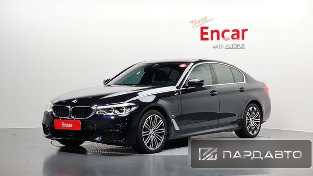 BMW 5 Series (G30)