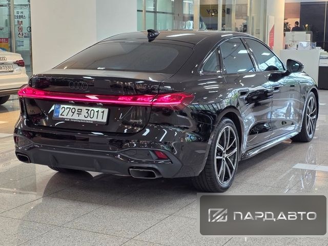 Audi A5 (B10)
