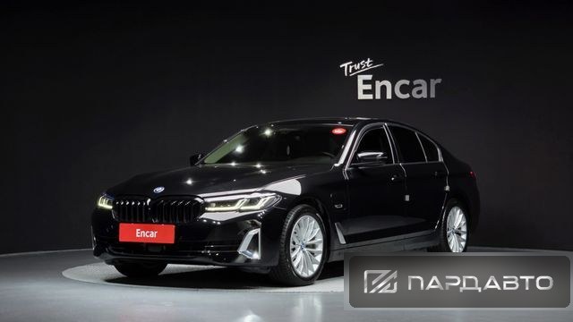 BMW 5 Series (G30)