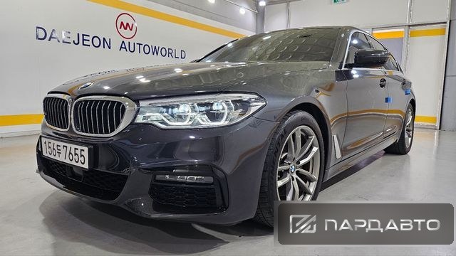 BMW 5 Series (G30)
