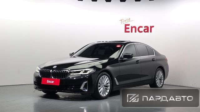 BMW 5 Series (G30)