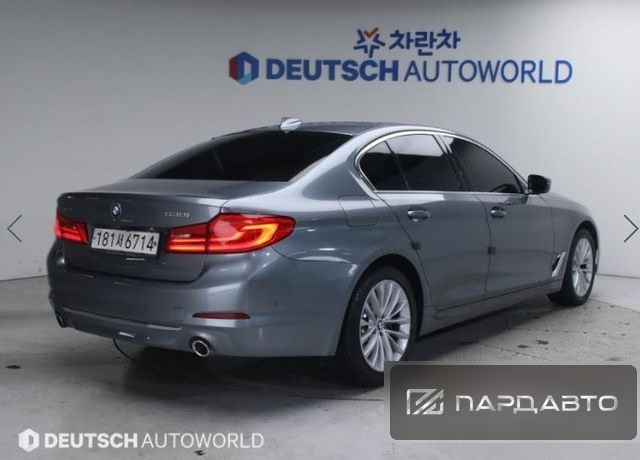 BMW 5 Series (G30)