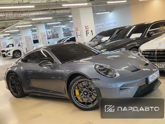 Porsche 911(992)