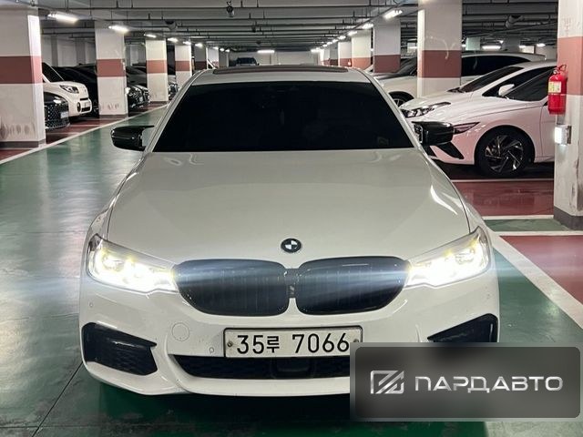 BMW 5 Series (G30)